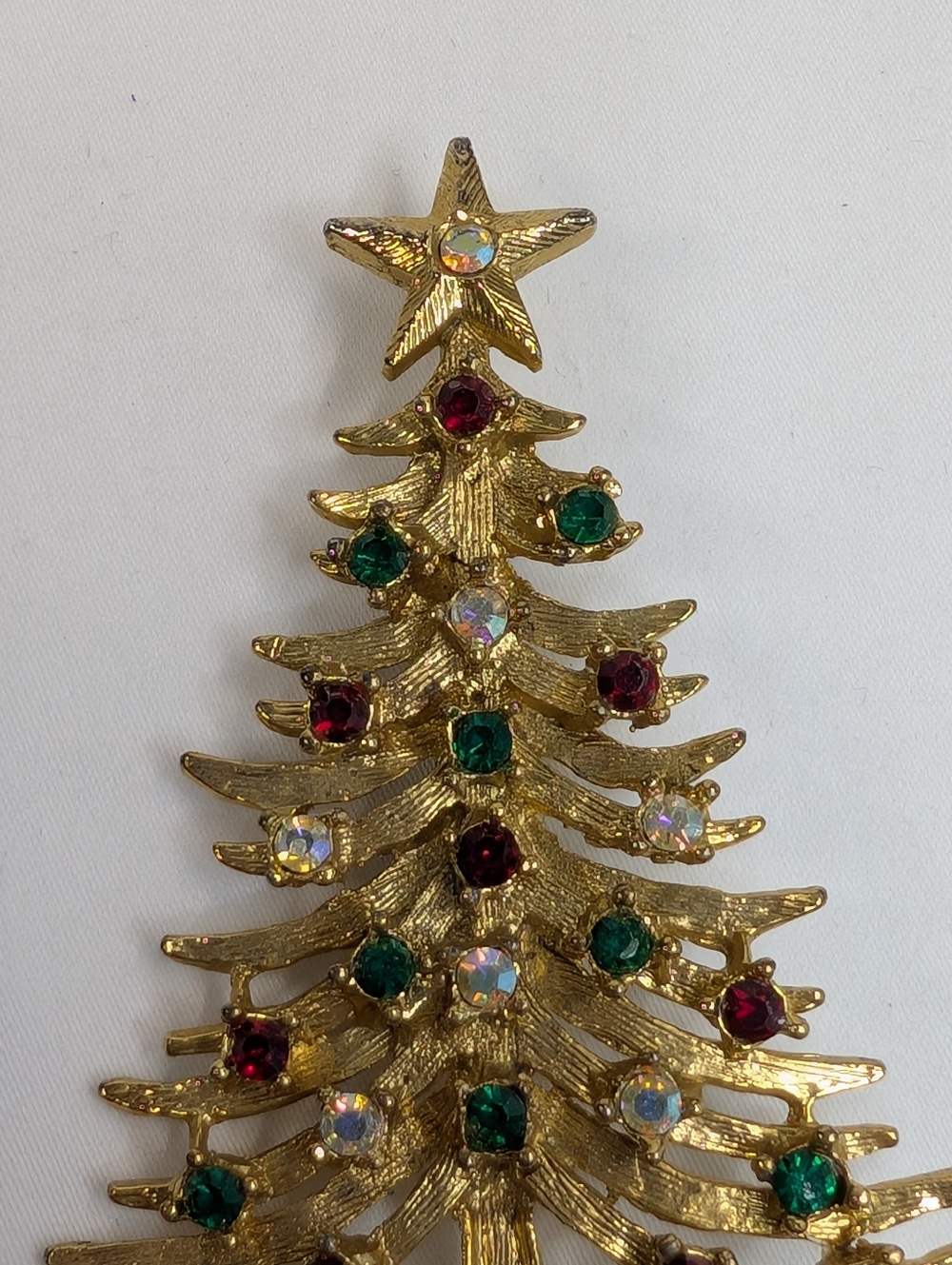 Vintage TANCER II Christmas Tree Gold Tone Brooch - Holiday Jewelry - Picture 5 of 10